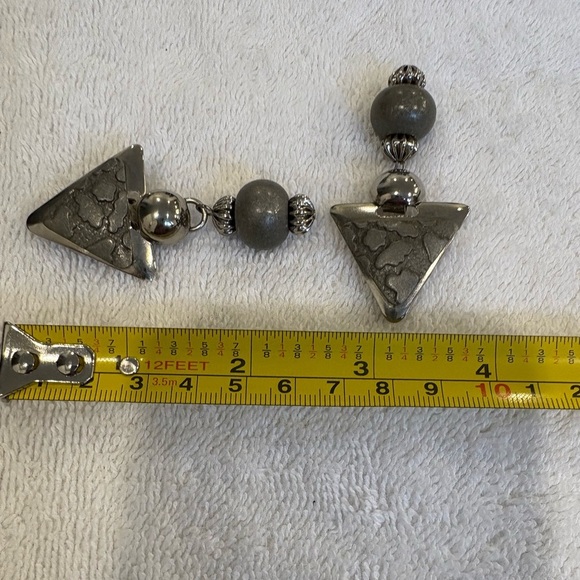 Vintage 80s Statement Earring Trio - Bold Geometric & Dangle Styles - Picture 8 of 10